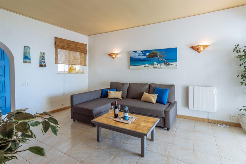 Living room, Sea view