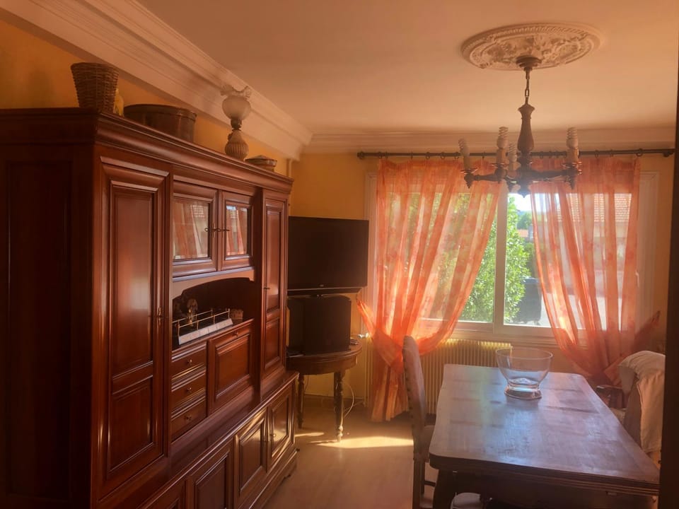 Location Bouzon à Issoire Apartment in Issoire