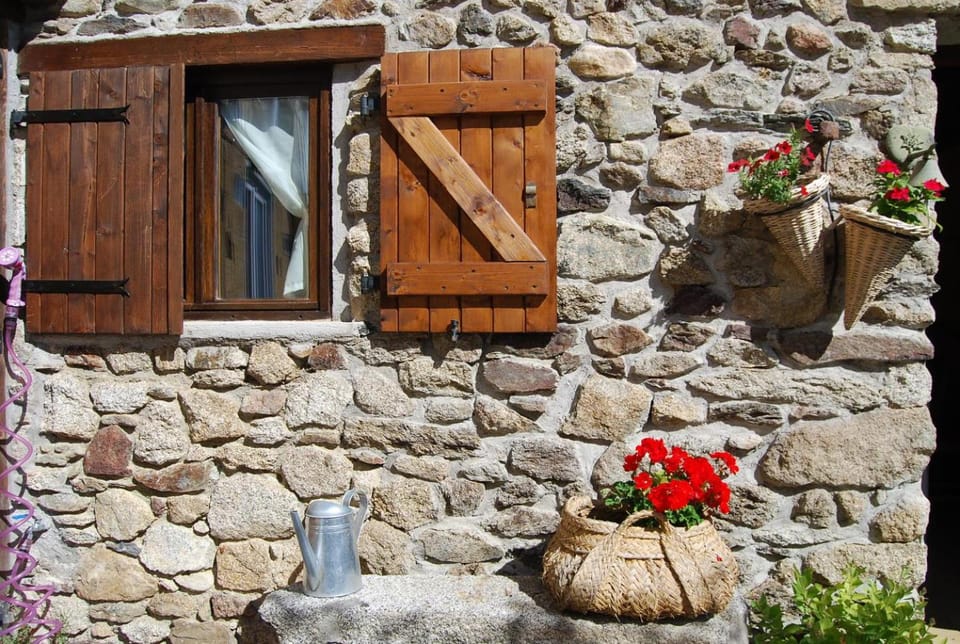 Casa de pueblo con patio en Dorres Apartment in Cerdanya
