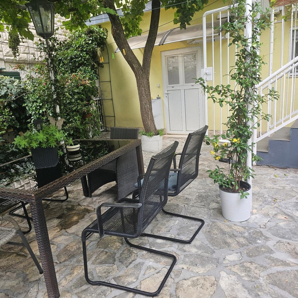 Apartments Veky 3 Apartment in Split