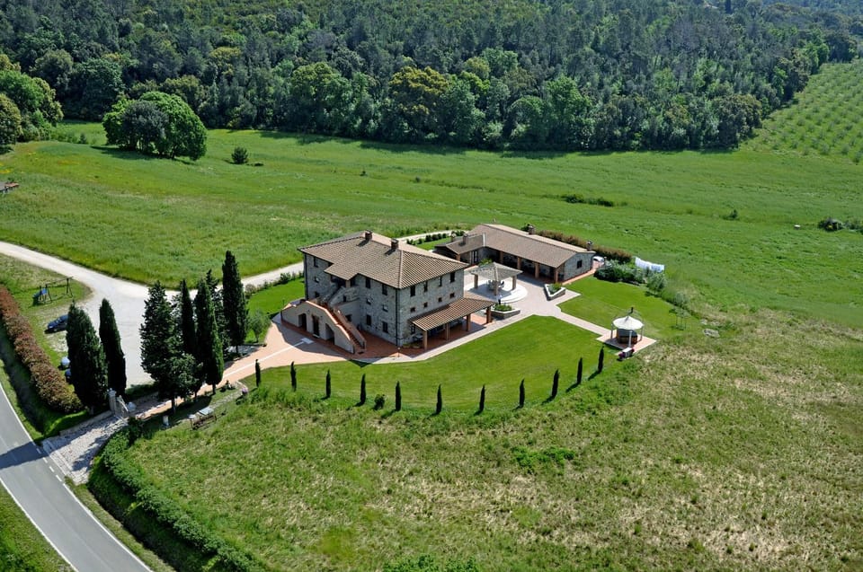 Property building, Bird's eye view, View (from property/room), Garden view