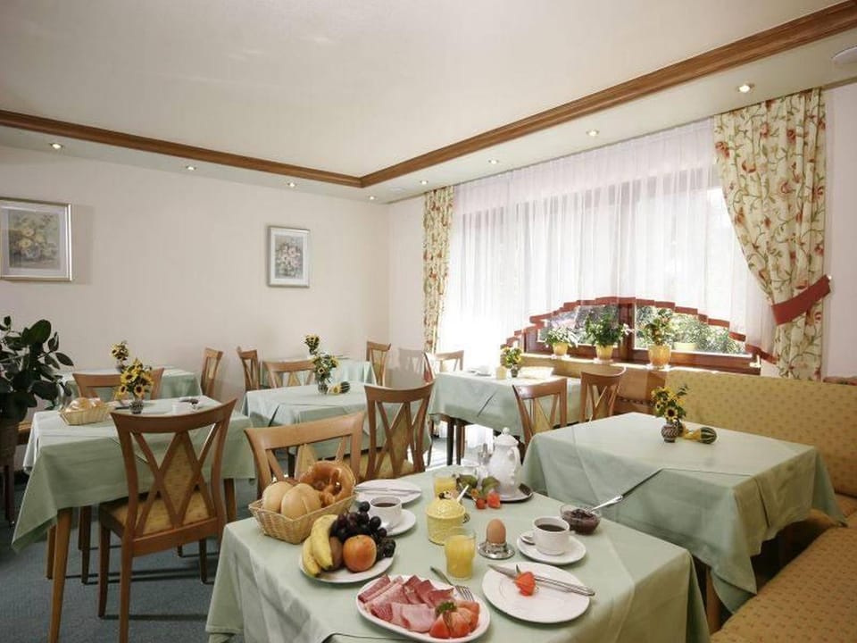 Continental breakfast