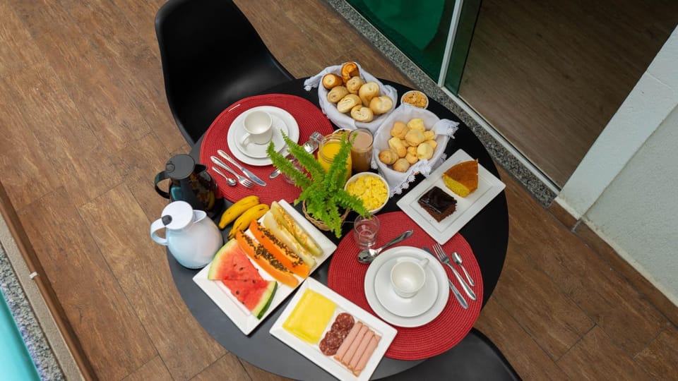 Breakfast, Continental breakfast