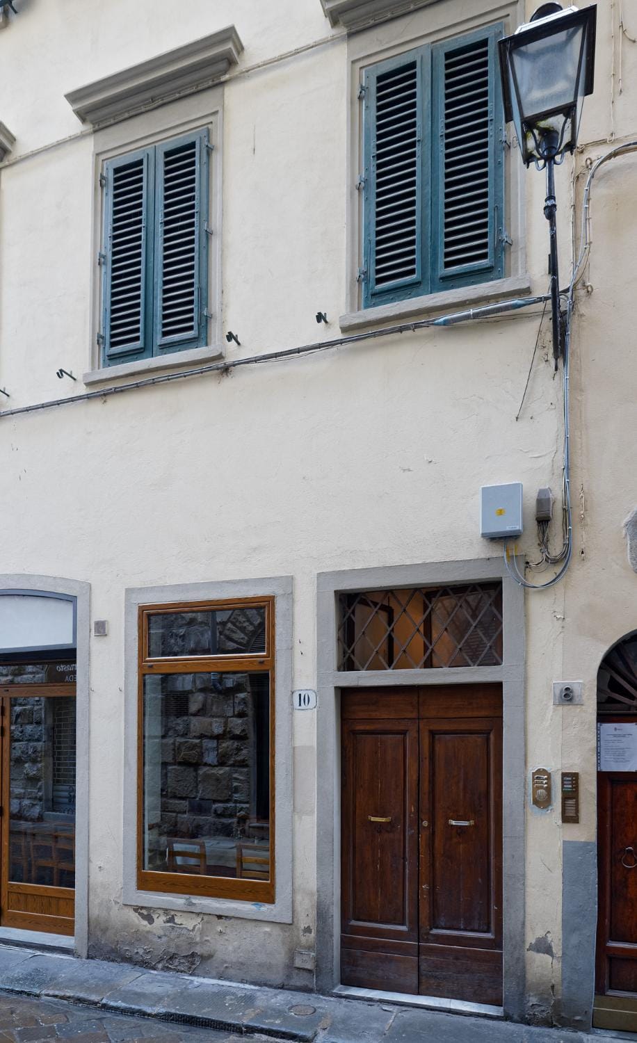 Facade/entrance