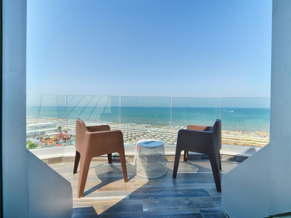 View (from property/room), Balcony/Terrace, Sea view