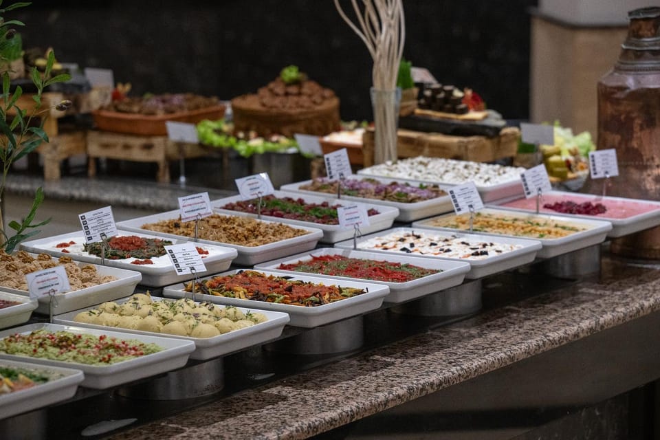 Restaurant/places to eat, Food and drinks