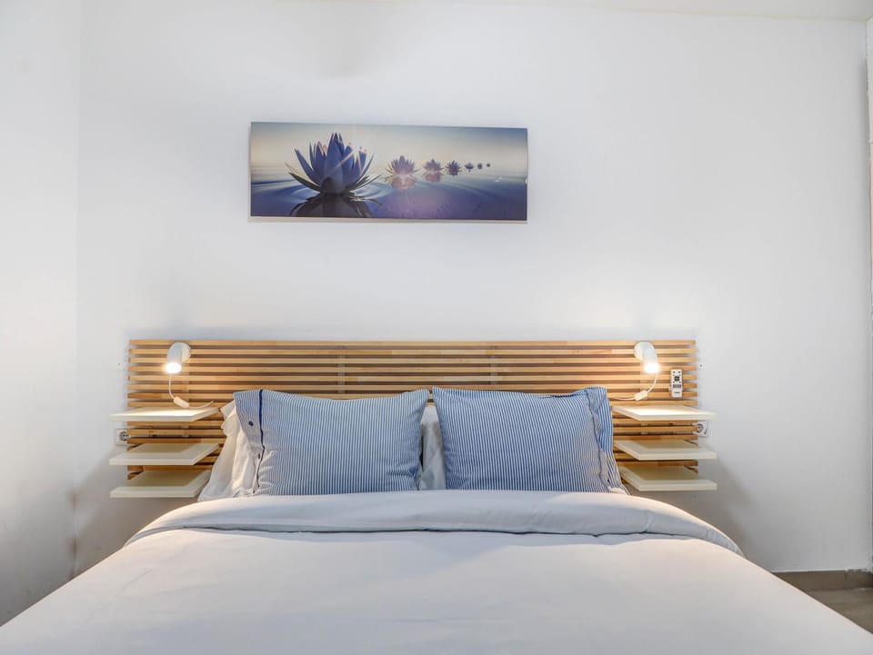 White Center Apartment by Hello Homes Sitges Apartment in Sitges