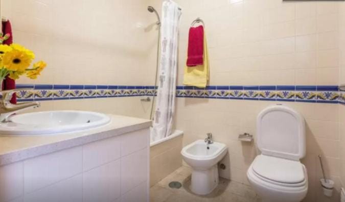 Toilet, Bath