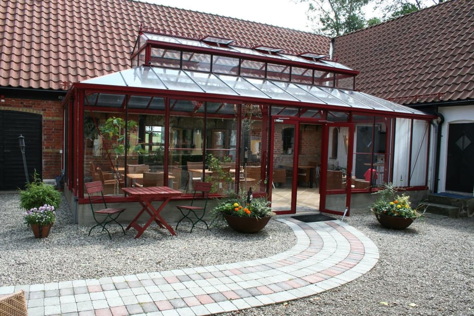 Patio, Day