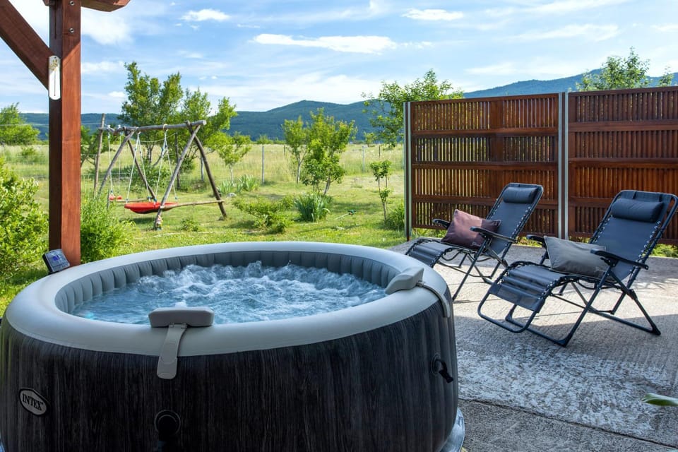 Children play ground, Hot Tub, Spa and wellness centre/facilities
