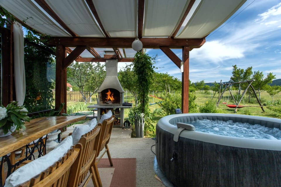 BBQ facilities, Balcony/Terrace, Spa and wellness centre/facilities