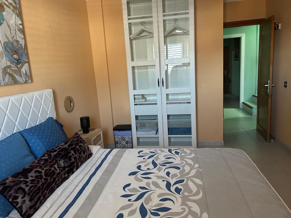 Habitación con baño privado Vacation rental in Comarca Norte