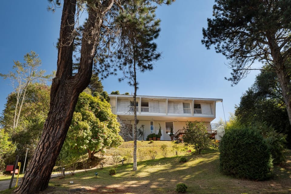Property building, Day, Natural landscape, Garden, Garden view