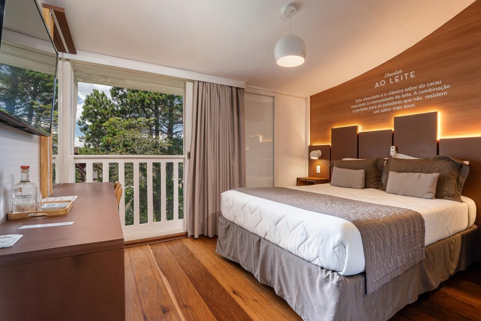 View (from property/room), Photo of the whole room, Bedroom