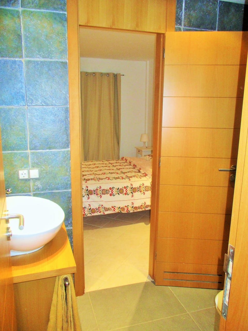 Bathroom, Decorative detail