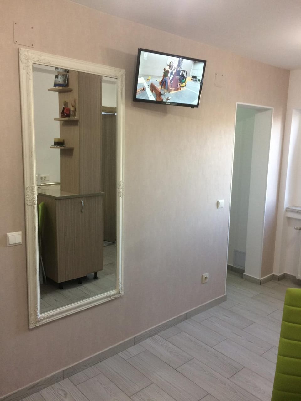 TV and multimedia, Dining area