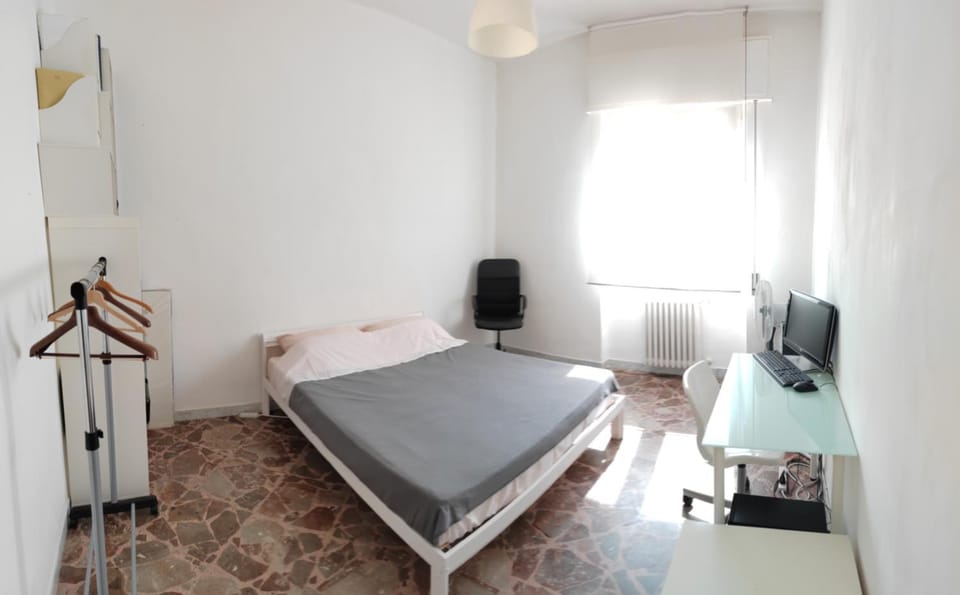 White house Bed and Breakfast in Bari