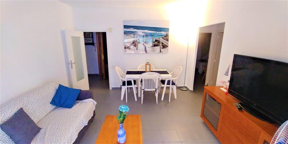 PRIMERA LÍNEA, PISCINA, WiFi, PÁDEL y más! #2 Apartment in Alacantí