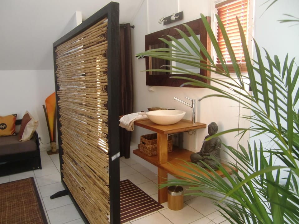 Bathroom, Bedroom