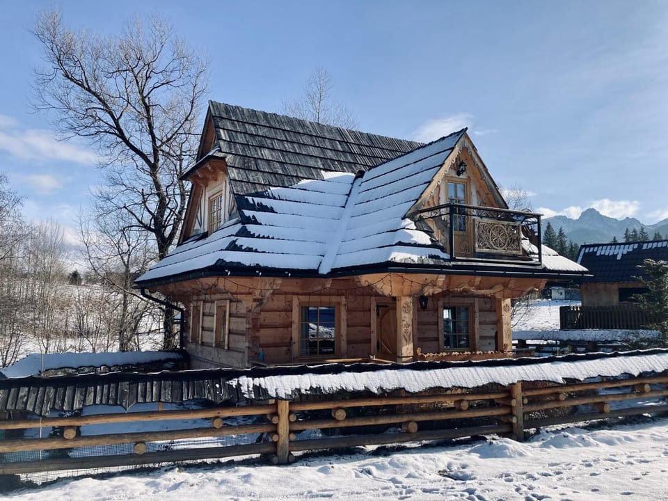 Property building, Winter