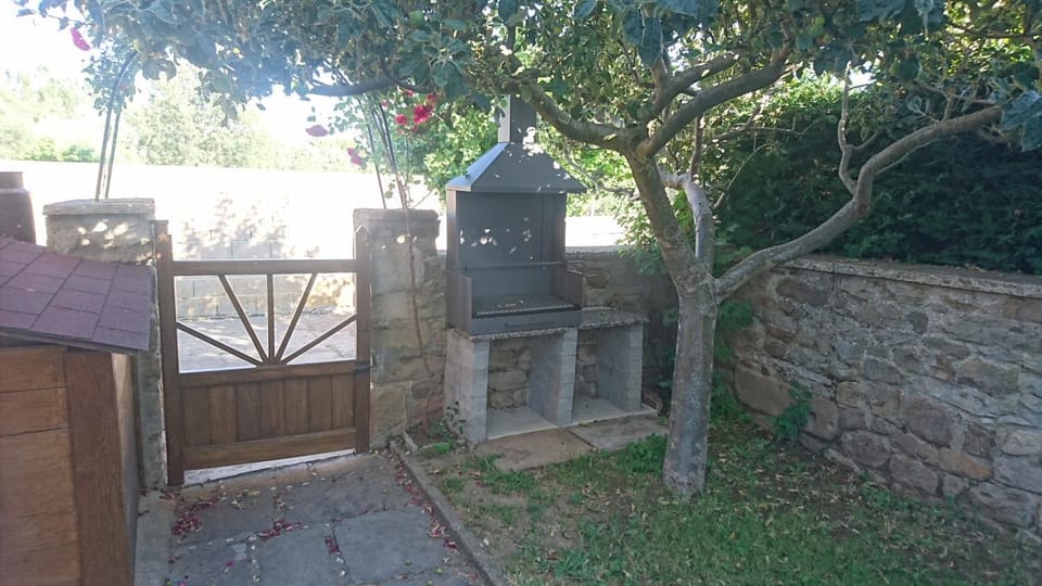 la casita del valle House in Castile and León