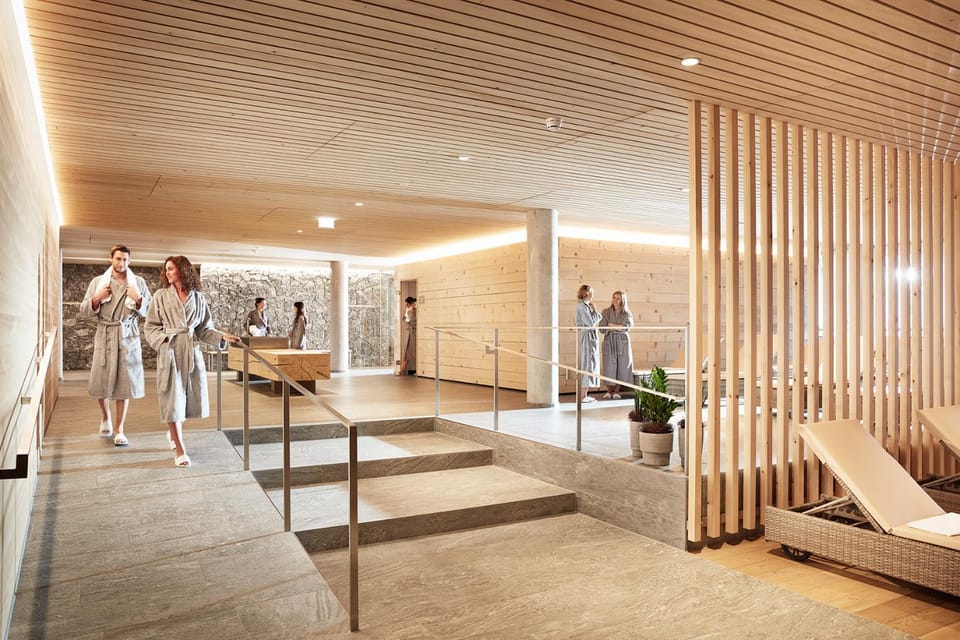 Sauna, Steam room, On site