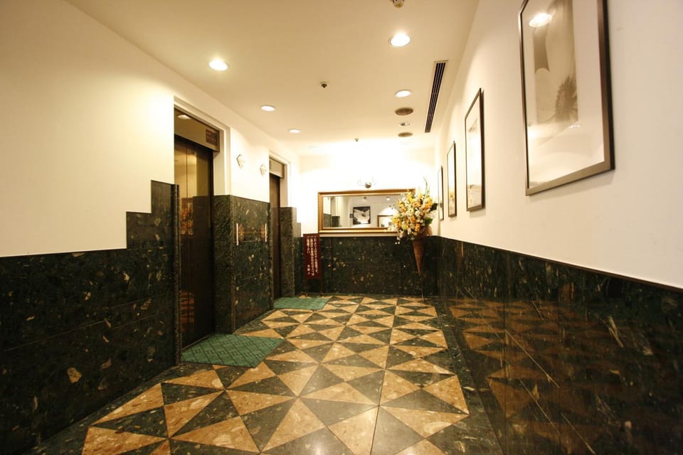 Lobby or reception, Other
