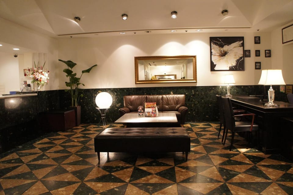 Lobby or reception, Other