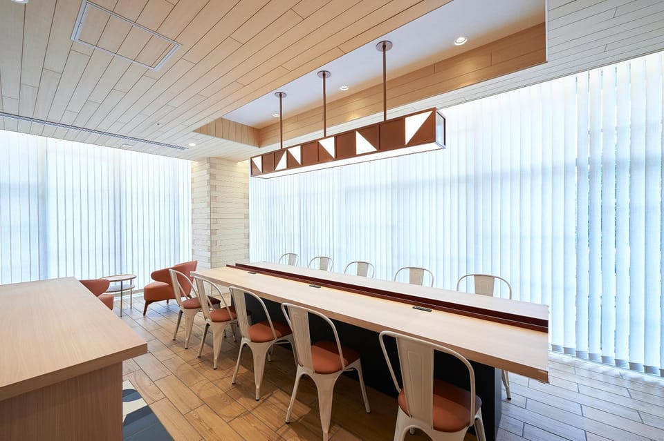 Communal lounge/ TV room, Lobby or reception