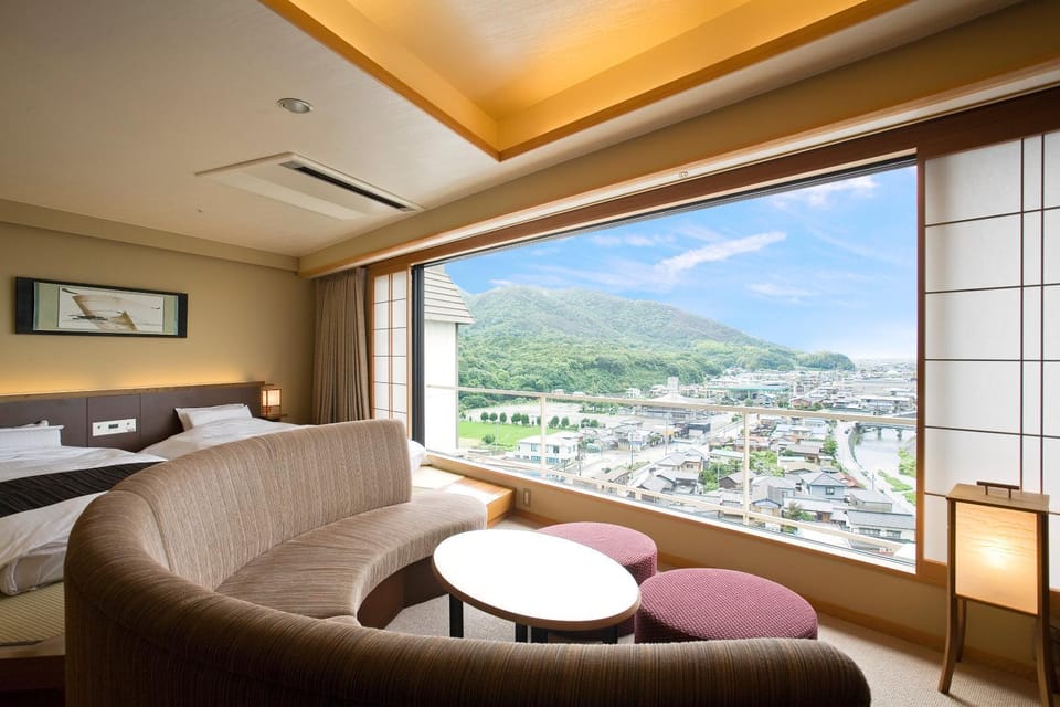 Living room, Seating area, Mountain view