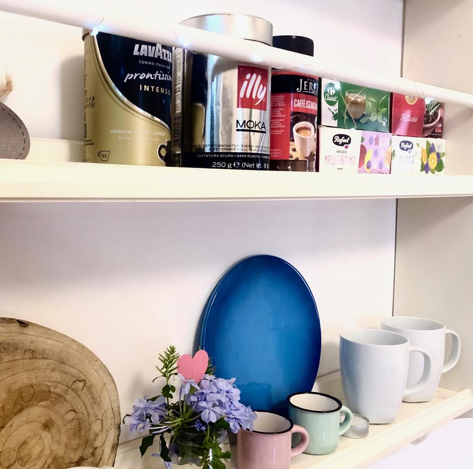 Coffee/tea facilities