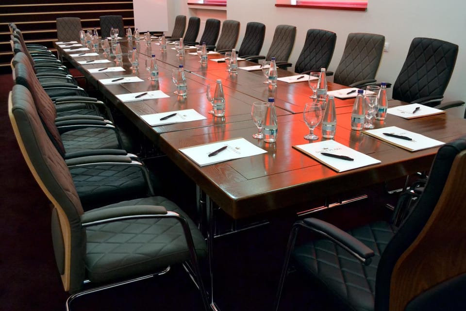 Meeting/conference room