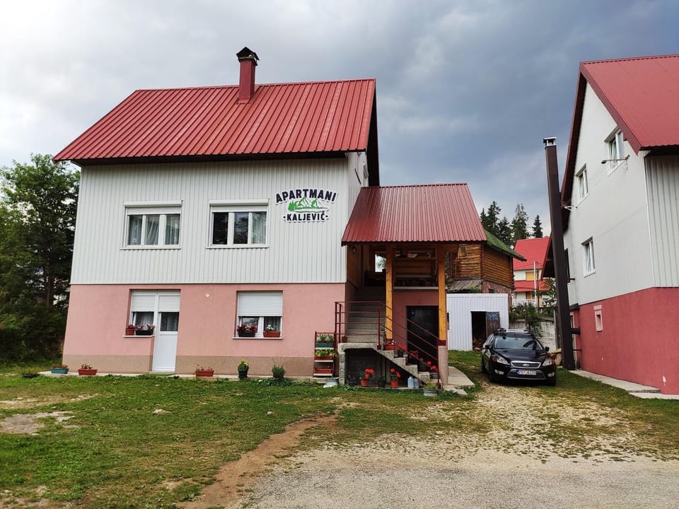 Apartman KALJEVIĆ Apartment in Montenegro