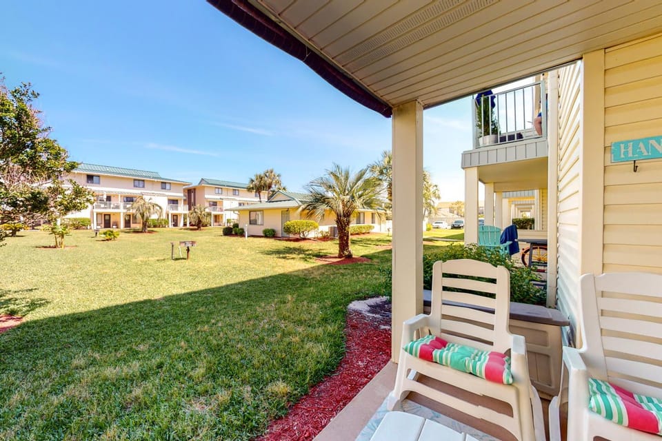 Sandprints B7 Apartment in Miramar Beach