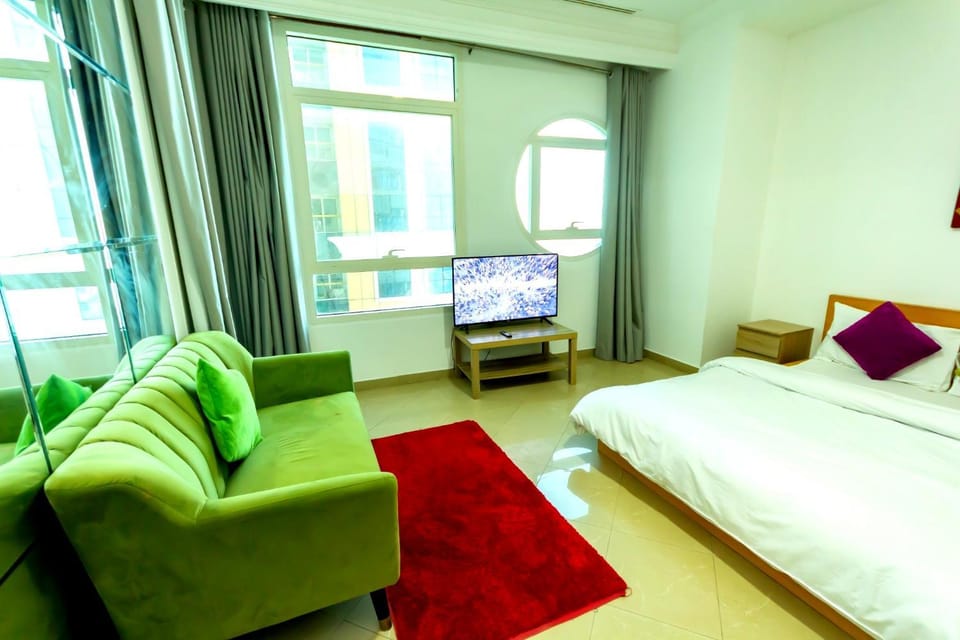 comfortable Rooms For Girls in Marina Dubai, the best offer Vacation rental in Dubai