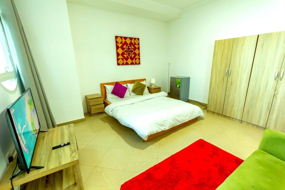 comfortable Rooms For Girls in Marina Dubai, the best offer Vacation rental in Dubai