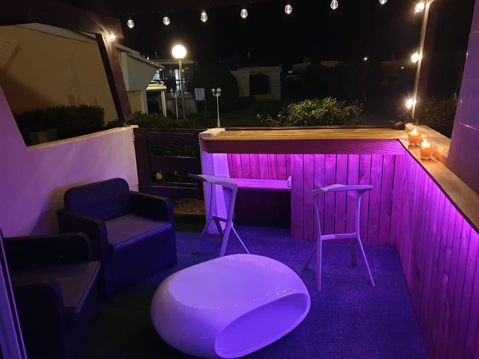 Patio, Balcony/Terrace, Lounge or bar
