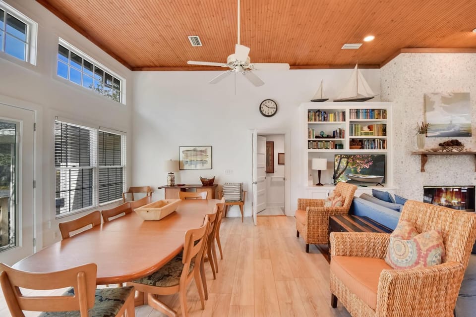 Fuller Breeze House in Saint Simons Island