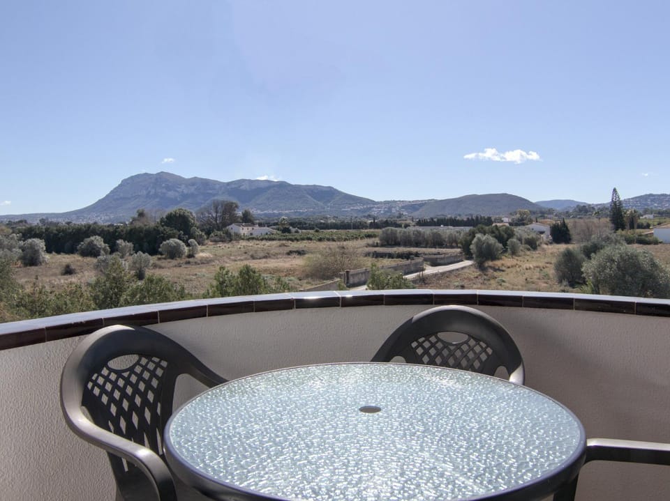 Balcony/Terrace, Mountain view