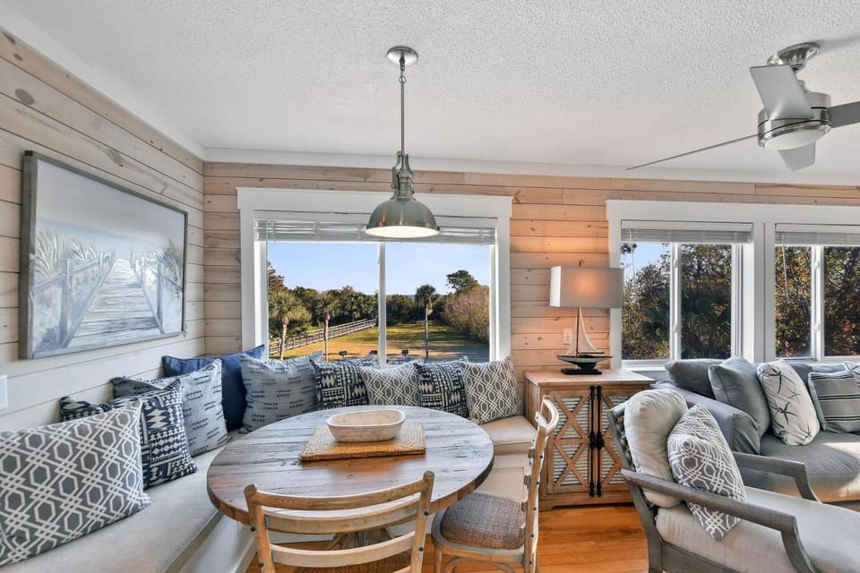 Shipwatch 200 House in Saint Simons Island