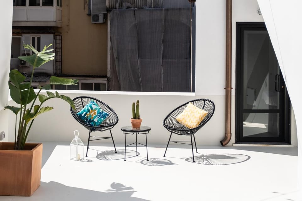 Patio, Balcony/Terrace, Drinks, Alcoholic drinks