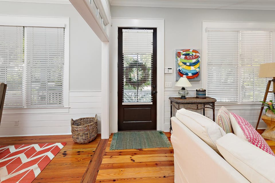 1052 Village Oaks Lane House in Saint Simons Island