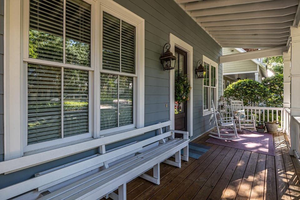 1052 Village Oaks Lane House in Saint Simons Island