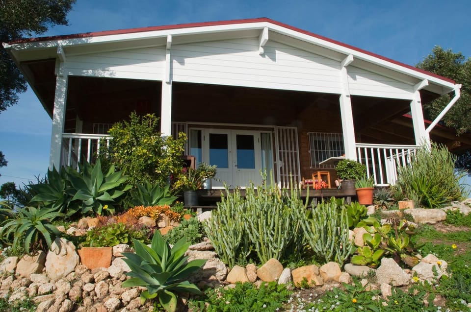 Facade/entrance, Garden