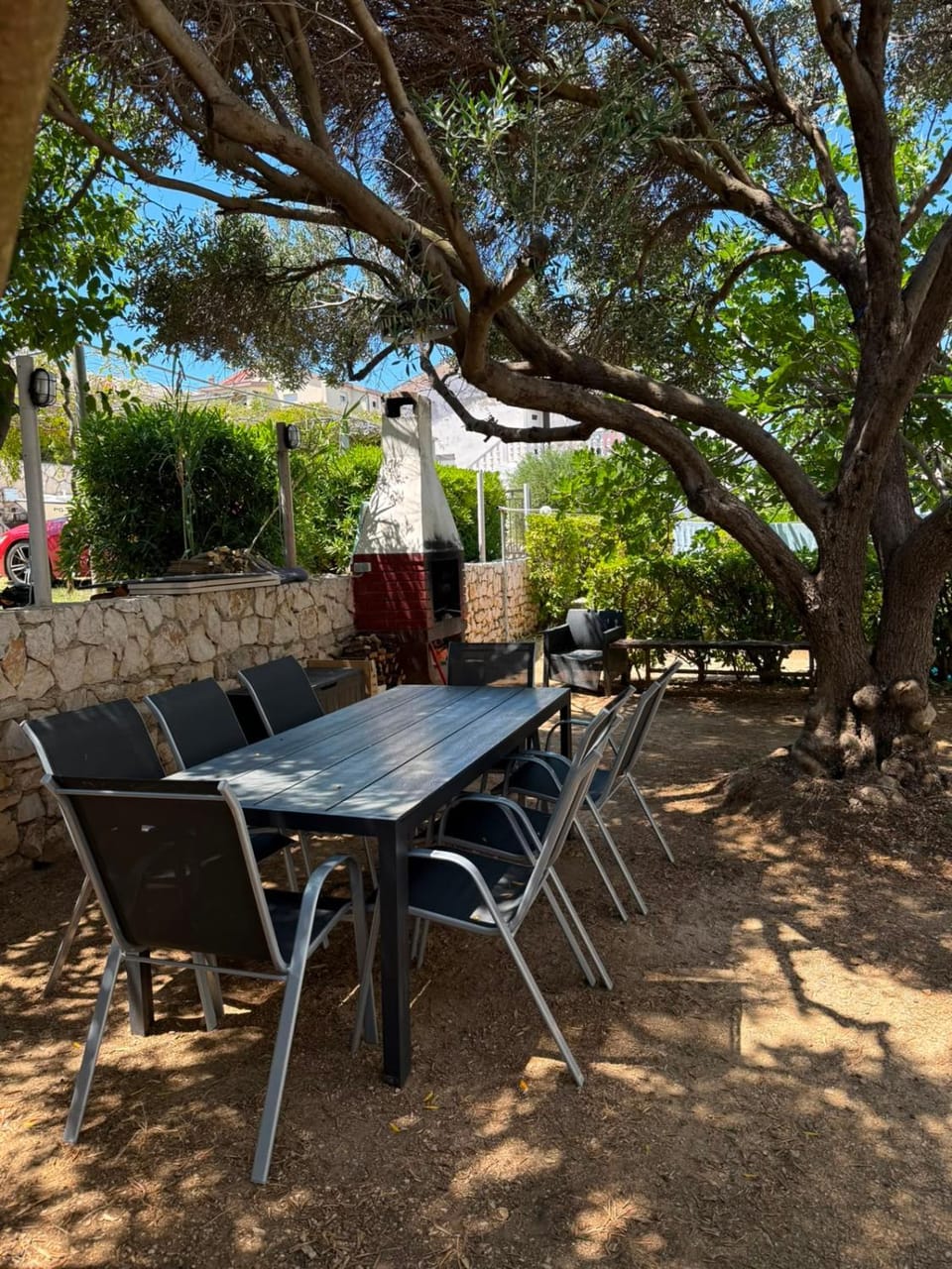 Natural landscape, BBQ facilities, Garden
