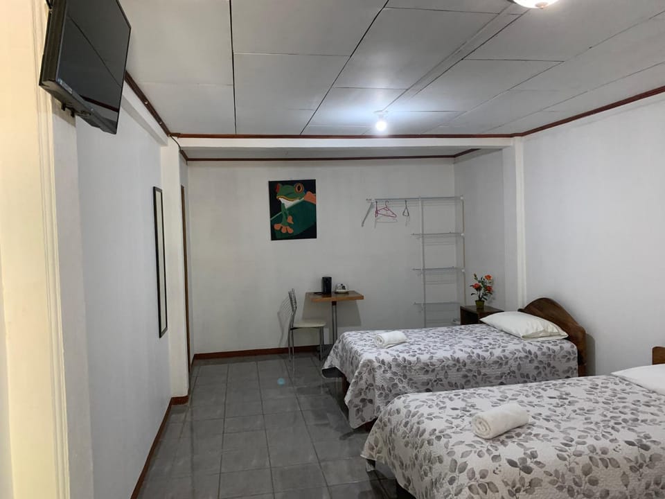 Globi lodge #2 Bed and Breakfast in Monteverde