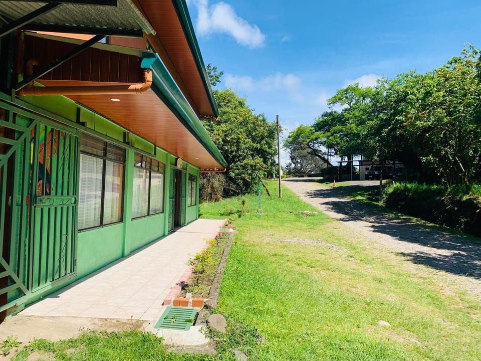 Globi lodge #2 Bed and Breakfast in Monteverde