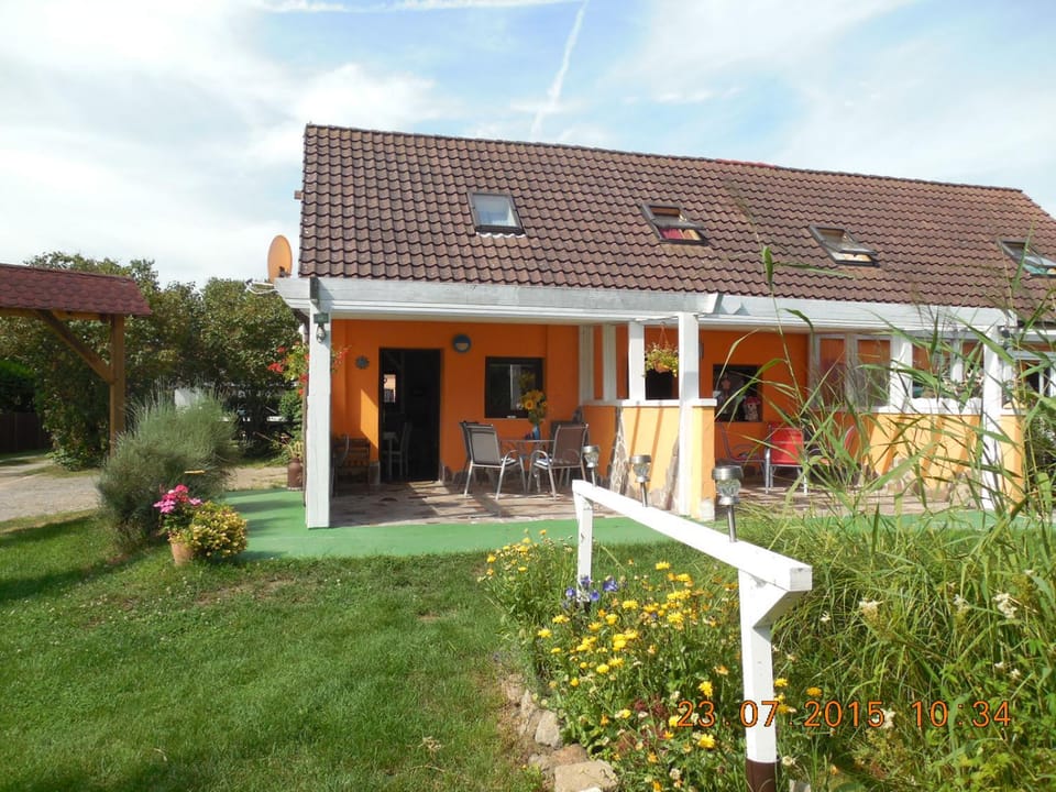 Property building, Spring