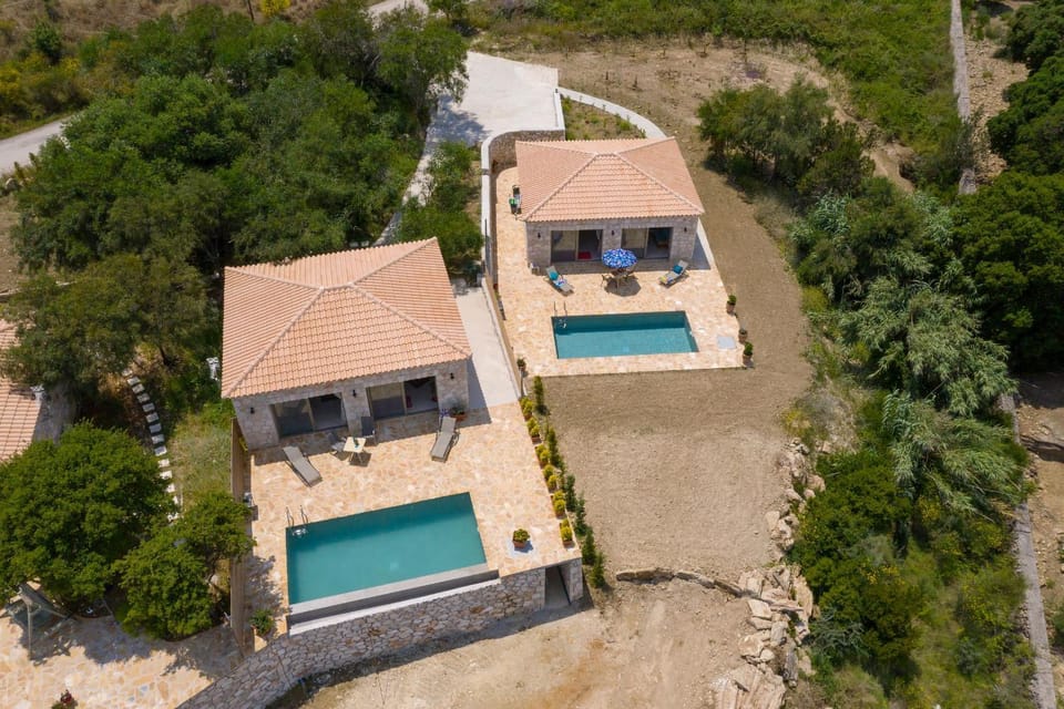 Bird's eye view, Pool view