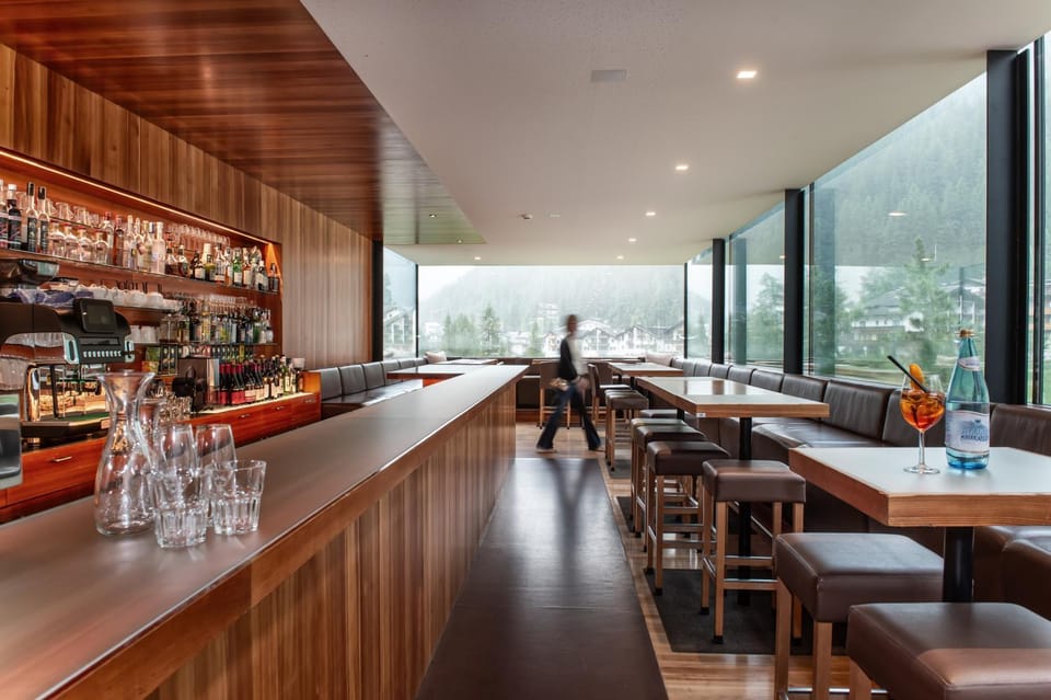 Lounge or bar